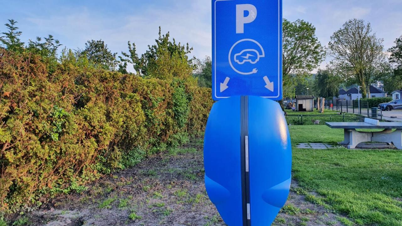 Luxe Vakantiebungalow Met Omheinde Tuin Voor Hond En Kinderen Dirkshorn Dış mekan fotoğraf